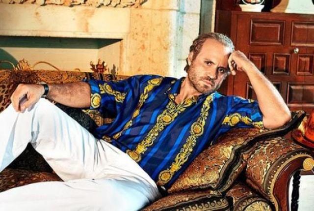 مصمم الأزياء الإيطالي جيانى فيرساتشي