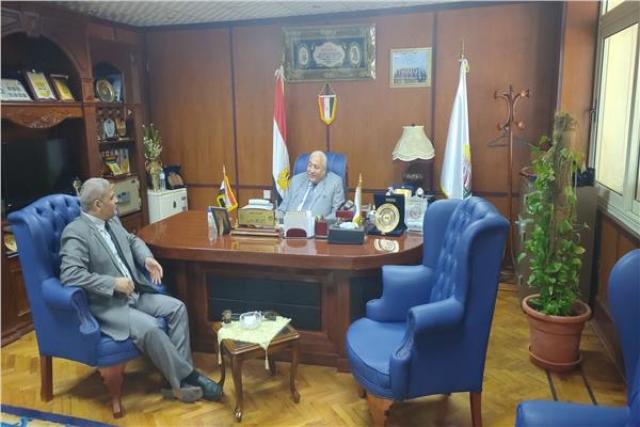 د. احمد بيومى