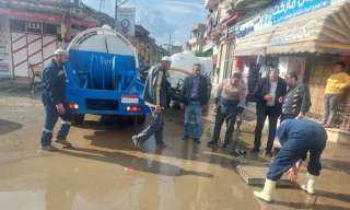 رفع تجمعات مياه الأمطار من شوارع وميادين البحيرة