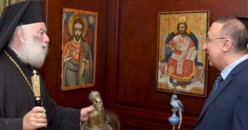 المحافظ يشارك فى احتفالات طائفة الأرمن الأرثوذكس بعيد الميلاد