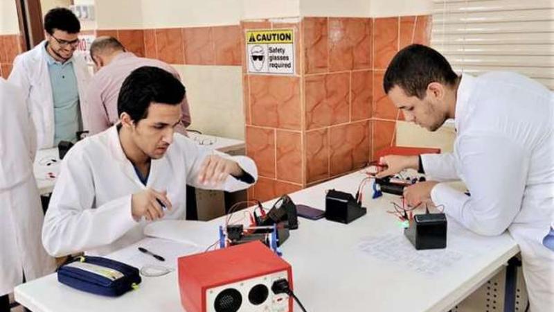 مدارس المتفوقين