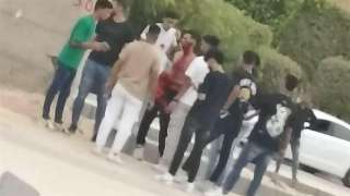 بسبب فتاة.. مشاجرة عنيفة بين طلاب مدينة الثقافة والعلوم بأكتوبر وإصابة شاب في رقبته