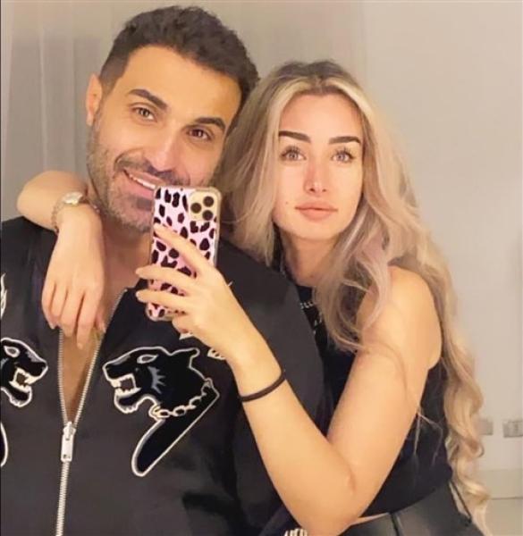 هنا الزاهد