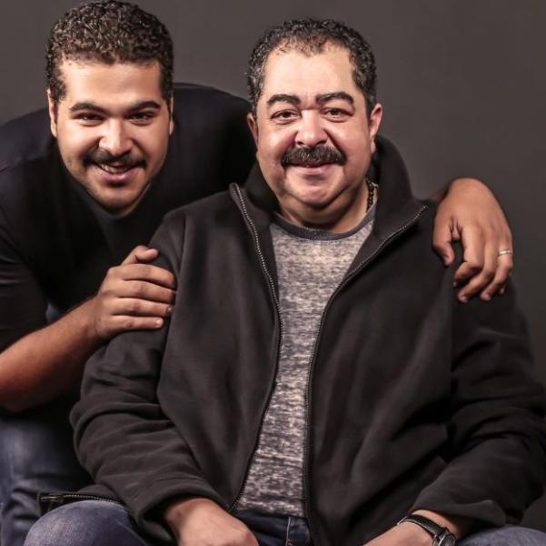 طارق عبد العزيز ونجله