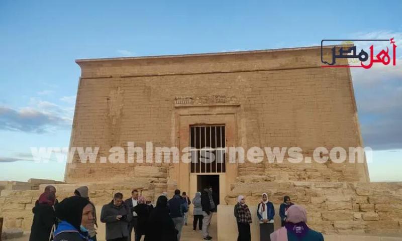 الاستعدادات للاحتفال بالظاهرة الفلكية بتعامد الشمس علي معبد قارون