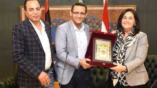 طلاب إعلام جامعة مصر يزورون نقابة الصحفيين