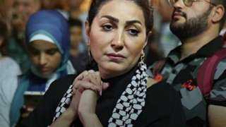 الموت يفجع الفنانة وفاء عامر