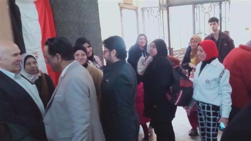 توافد المشاركات