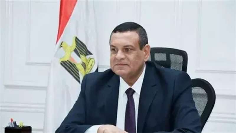 اللواء هشام آمنه وزير التنمية المحلية