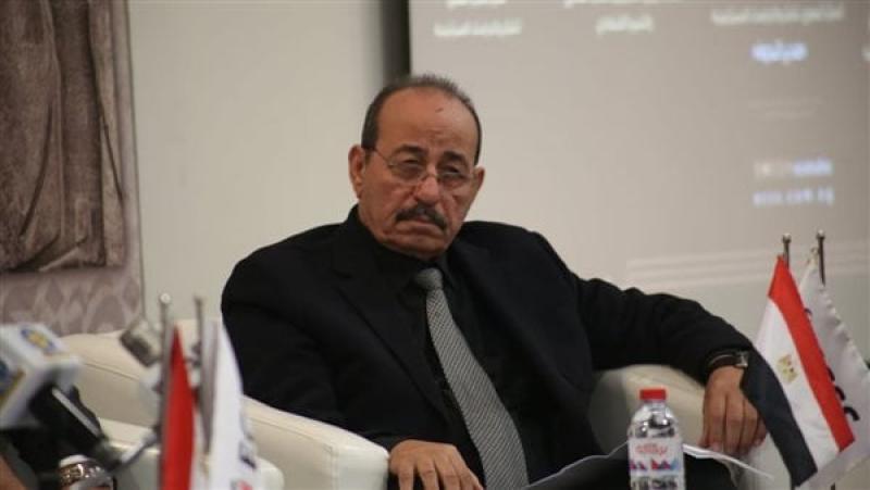 الدكتور جمال عبدالجواد بمعرض الكتاب