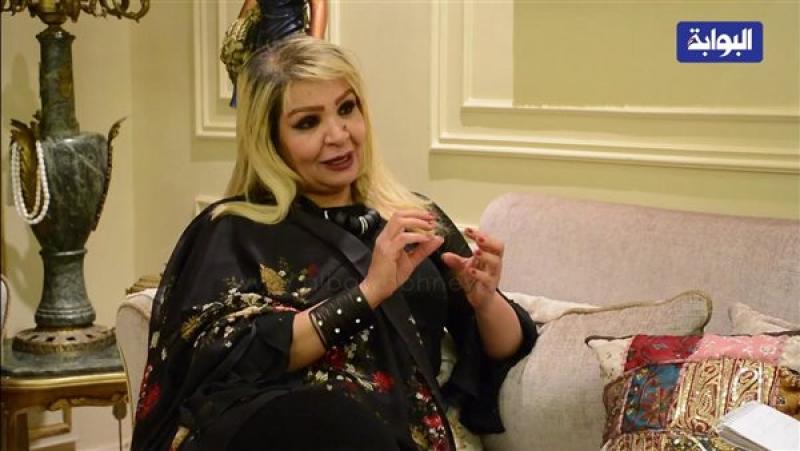 الإعلامية مني الحسيني