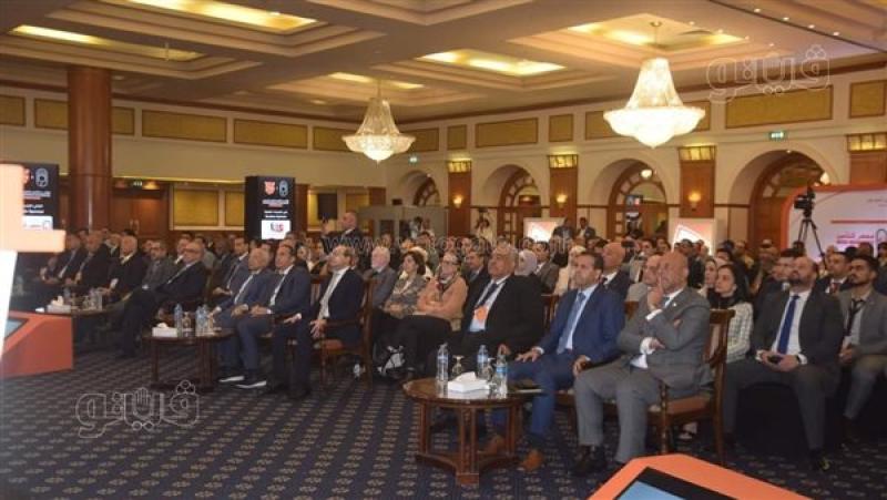 أثناء المؤتمر
