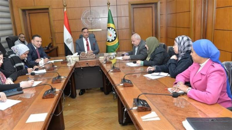 اجتماع محافظ الدقهلية