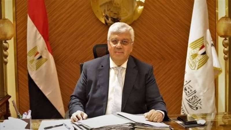 وزير التعليم العالي والبحث العلمي