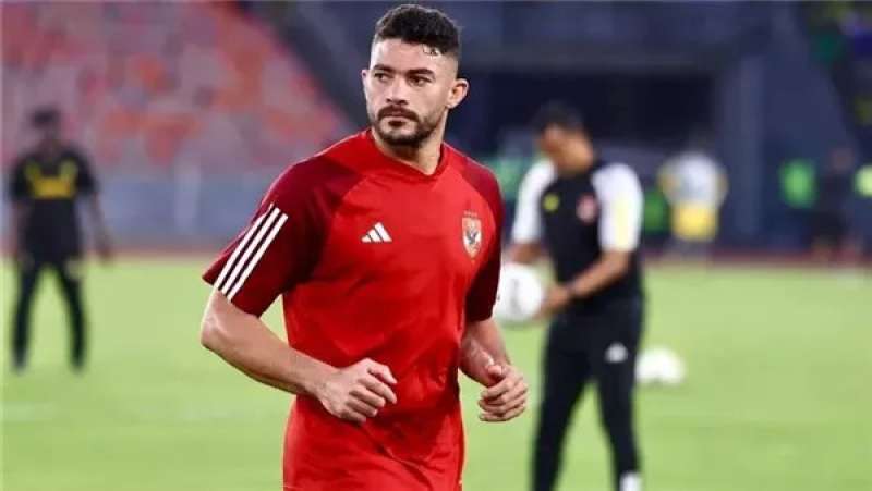 ياسر إبراهيم مدافع الأهلي