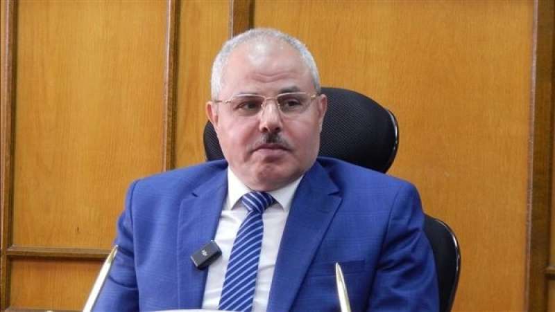 رئيس جامعه قناة السويس