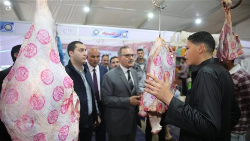 محافظ كفرالشيخ يتفقد معارض أهلا رمضان