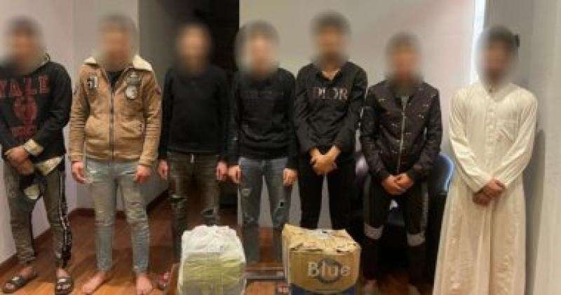 المتهمين