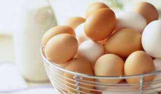 تراجع سعر كرتونة البيض اليوم الخميس للمستهلك.. «بقت بكام»
