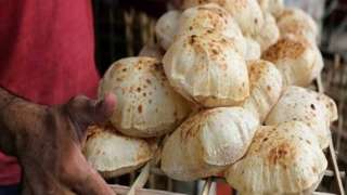 تحرك برلماني لإجبار أصحاب المخابز على خفض أسعار الخبز السياحي
