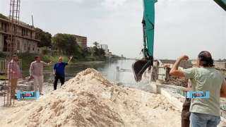 إزالة بناء مخالف على نهر النيل بأسيوط (صور)