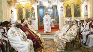 المحبة والأخوة.. محافظ الغربية يشهد قداس عيد القيامة بكنيسة ماري جرجس بطنطا