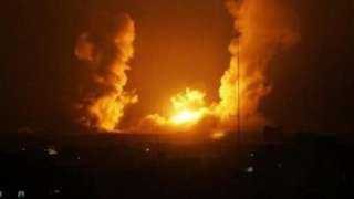 طائرات الاحتلال الإسرائيلي تقصف منزلًا في شارع القصاصيب بجباليا شمال قطاع غزة