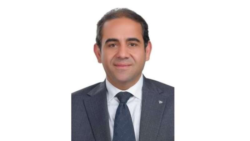 الدكتور شريف صالح رئيس قطاع البعثات