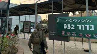 جرائم الاحتلال.. تحويل معبر رفح من الجانب الفلسطينى لمقر للكتيبة 932 (صور)