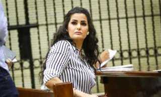 تأجيل محاكمة سما المصري في اتهامها بالتعدي على قيم المجتمع لـ 19 مايو