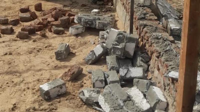 جانب من تنفيذ الإزالة بمدينة طيبة الجديدة