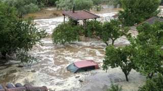 فيضانات أفغانستان تخلف دمارا هائلا وتقتل عشرات الأشخاص