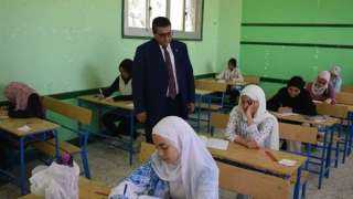 طلاب الشهادة الإعدادية بجنوب سيناء يؤدون امتحان الإنجليزي والتربية الدينية