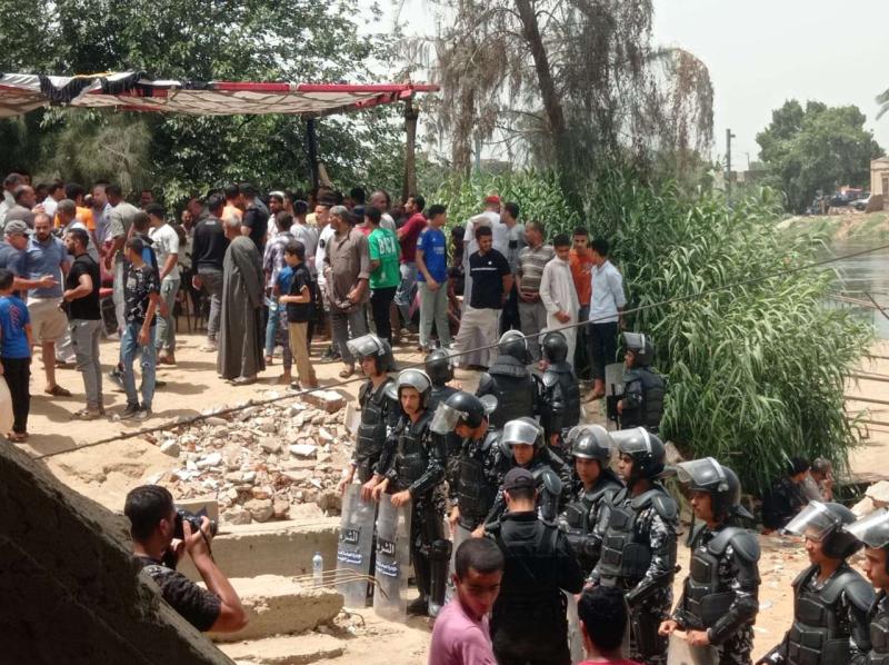 حادث غرق ميكروباص معدية أبو غالب