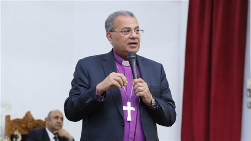 الدكتور القس أندرية زكي رئيس الطائفة الإنجيلية بمصر