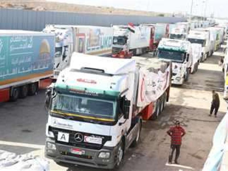 وصول قوافل المساعدات لقطاع غزة