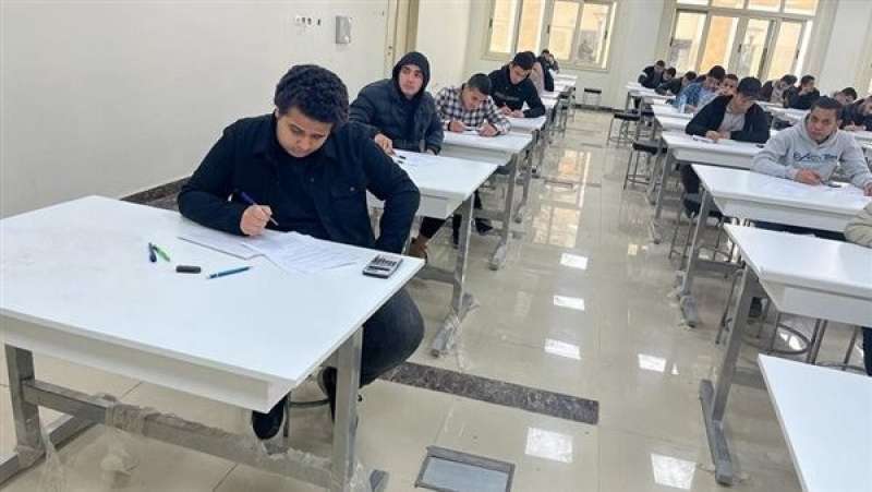الامتحانات