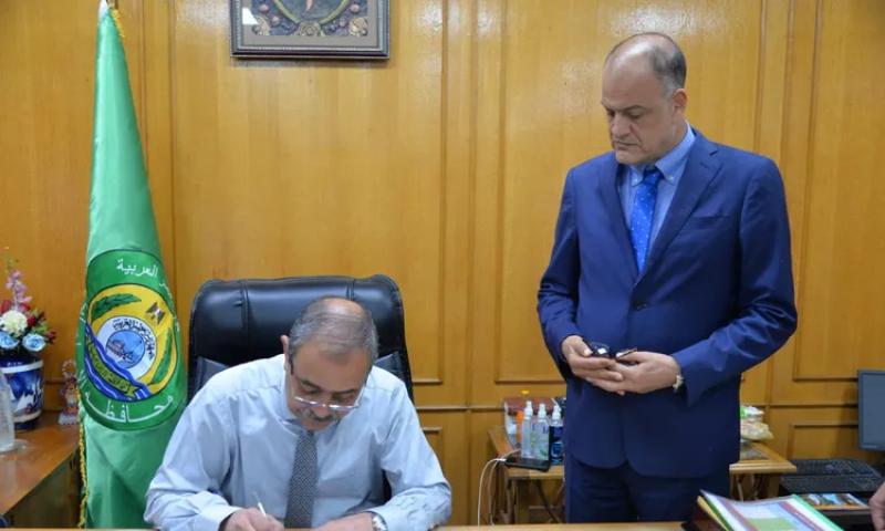 محافظ الإسماعيلية يعتمد نتيجه الشهاده الاعدادية