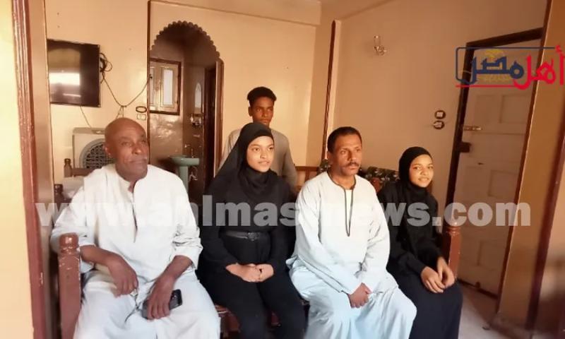 الطالبة بسنت