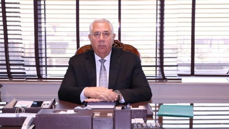 السيد القصير وزير الزراعة واستصلاح الأراضي