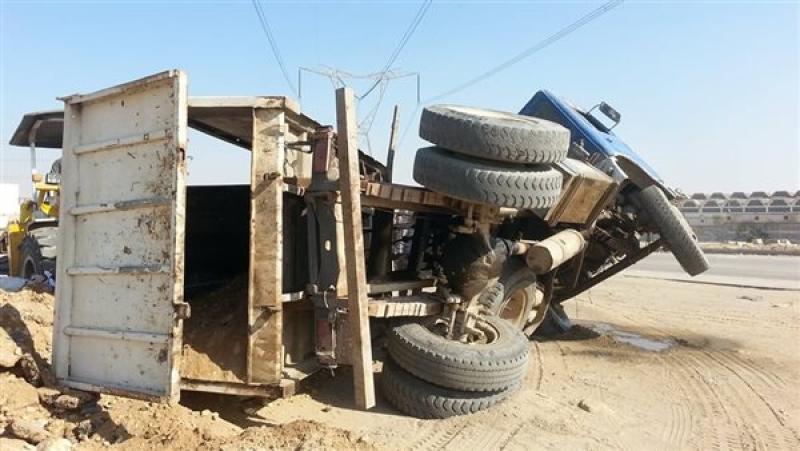 انقلاب سيارة مطقورة - آرشيفية