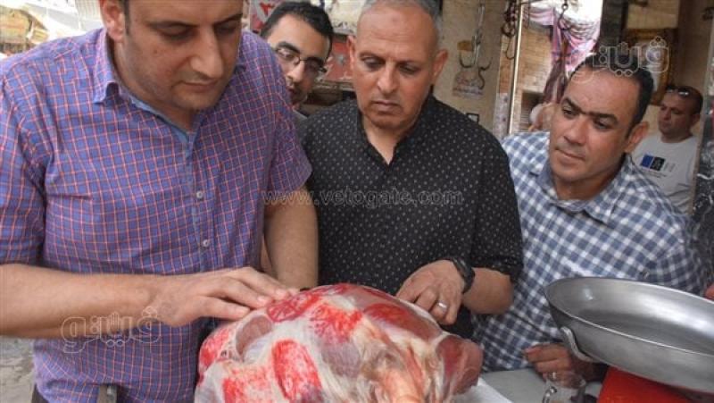 ضبط لحوم وفسيخ فاسد بمحلات شهيرة بمنطقة السيد البدوى في طنطا