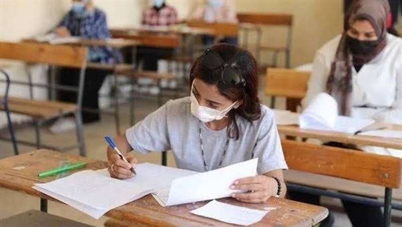 طلاب الإعدادية