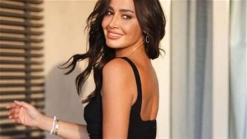 حلا شيحة