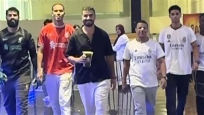 محمد أنور يروج لفيلمه الجديد