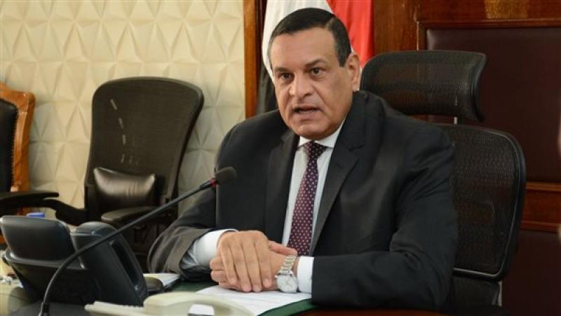 اللواء هشام آمنة وزير التنمية المحلية