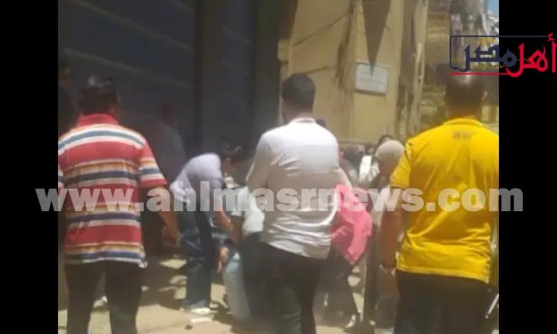 إغماء وليّة أمر طالبة ثانوية عامة أمام إحدى اللجان بكفر الشيخ