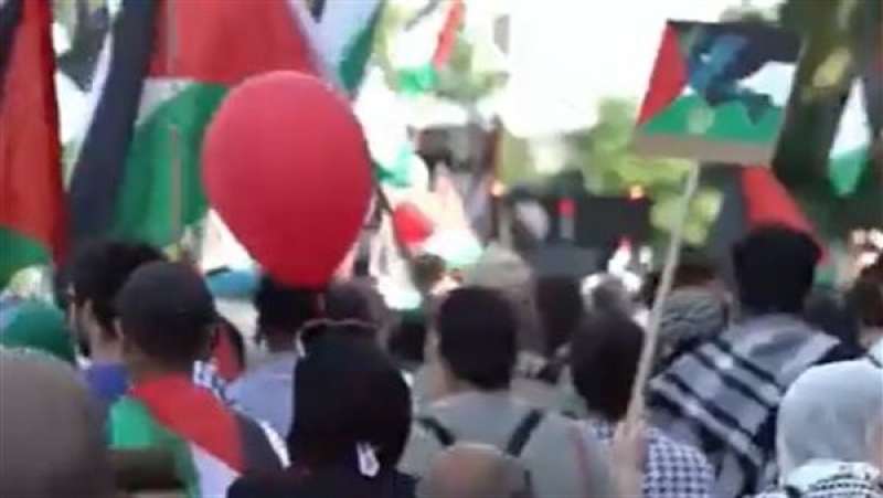 مظاهرة في العاصمة الألمانية برلين تطالب بوقف حرب إسرائيل على