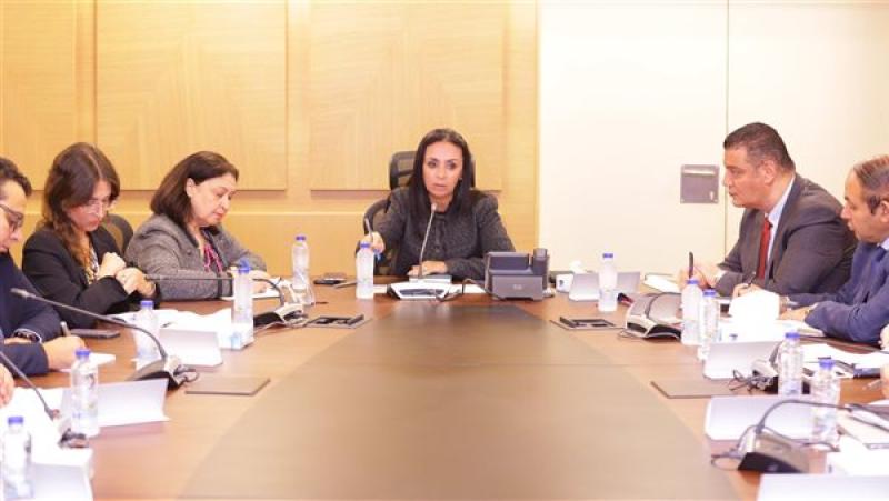 وزيرة التضامن خلال الاجتماع