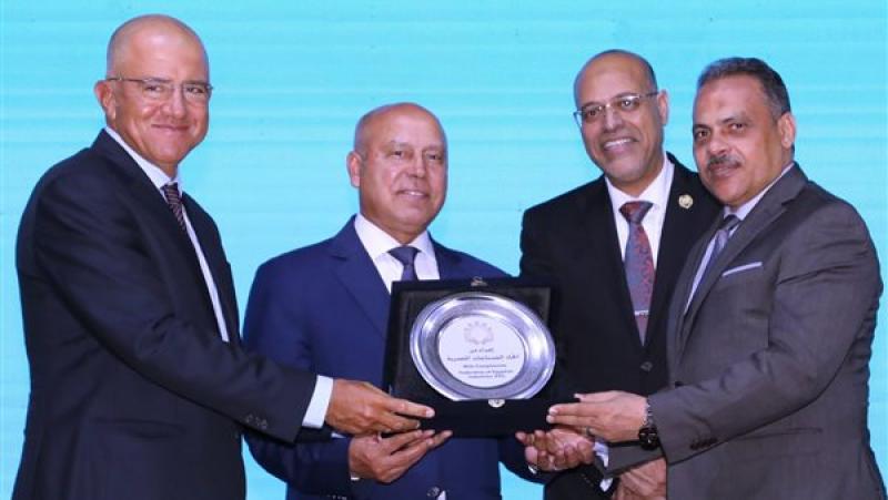 محافظ الشرقية والفريق مهندس كامل الوزير